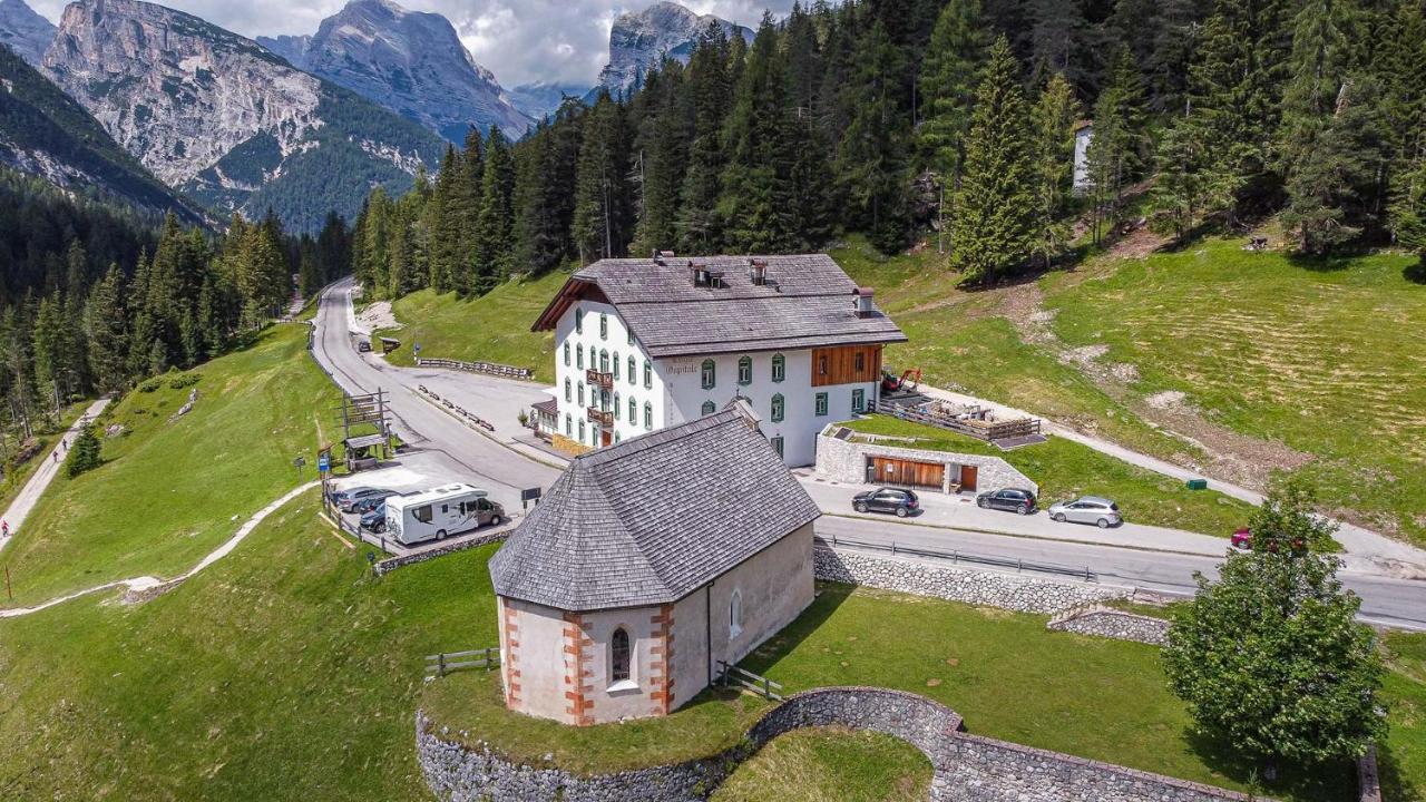 Rifugio Ospitale Hotel Cortina d'Ampezzo Luaran gambar